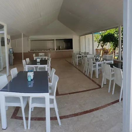 Haus Eden 3* Camyuva